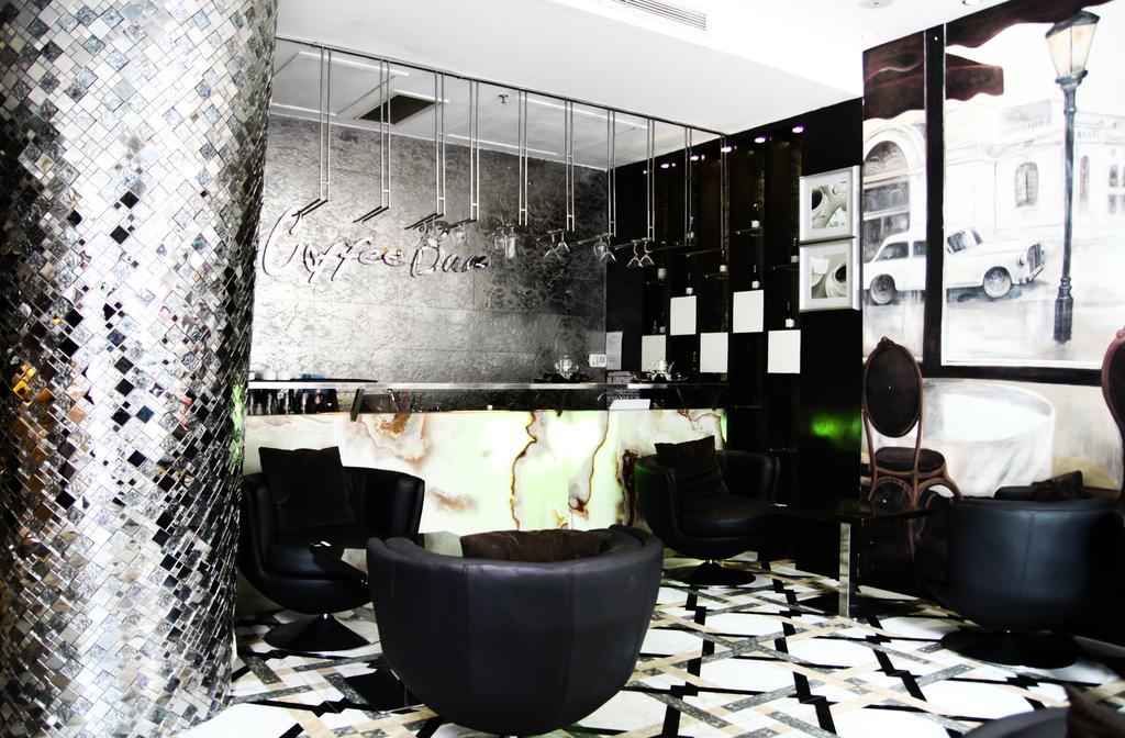 A&Em Hai Ba Trung Hotel Ho Chi Minh City Bagian luar foto