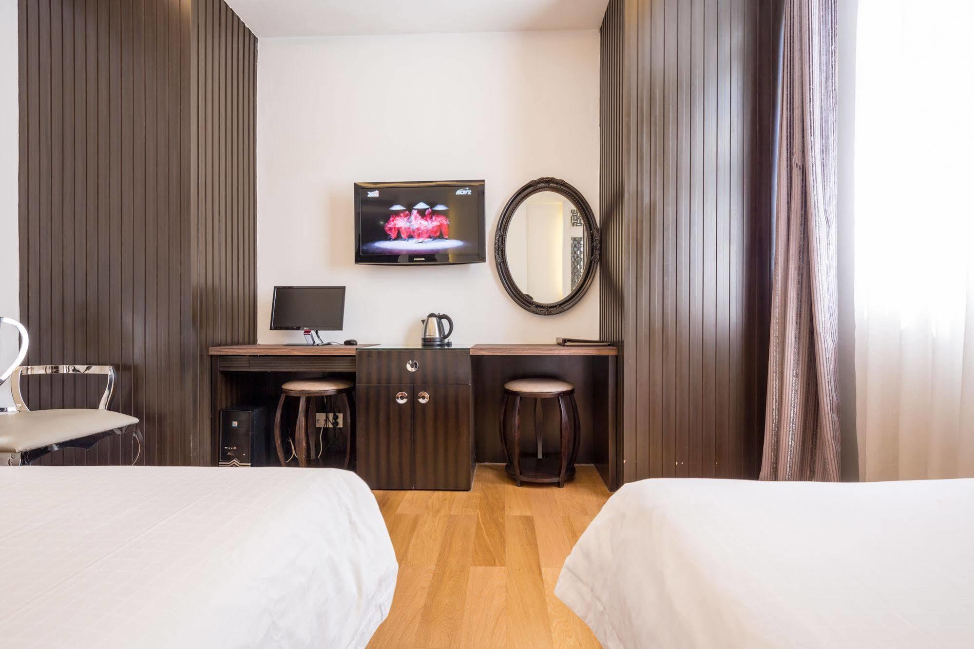 A&Em Hai Ba Trung Hotel Ho Chi Minh City Bagian luar foto