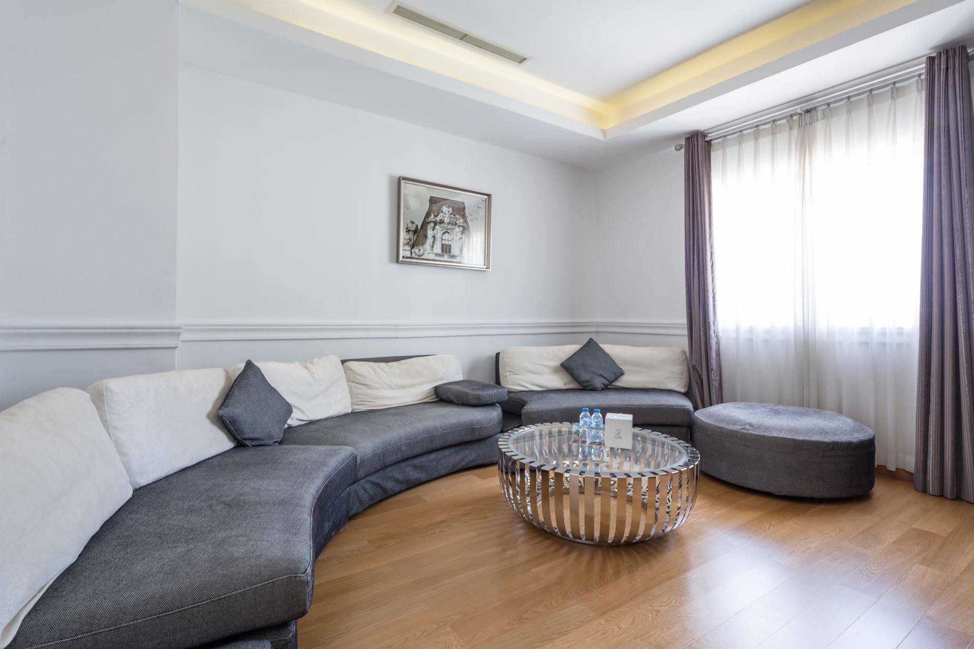 A&Em Hai Ba Trung Hotel Ho Chi Minh City Bagian luar foto