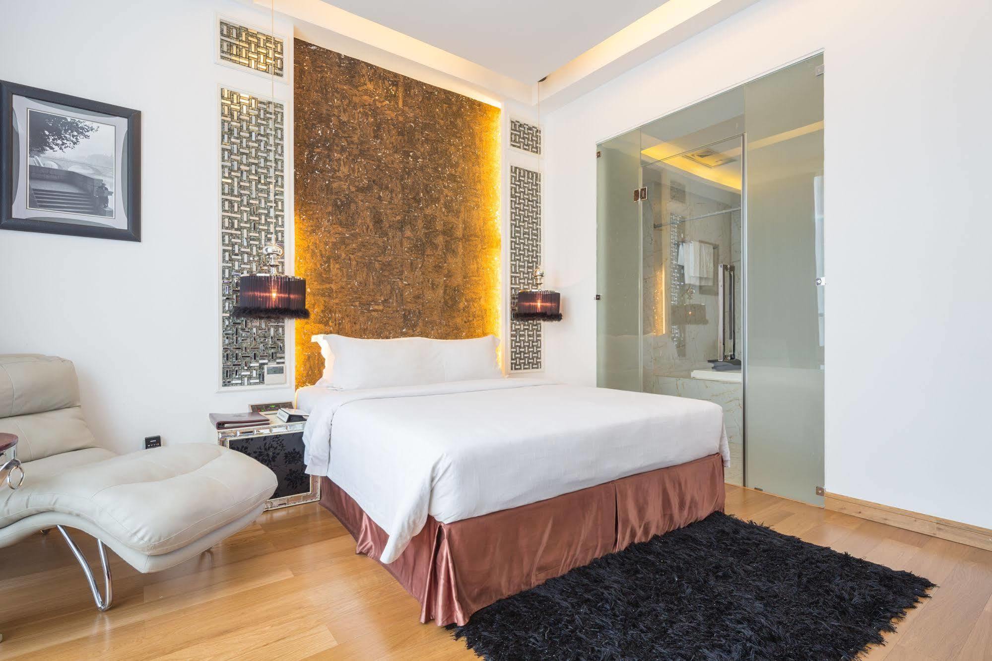 A&Em Hai Ba Trung Hotel Ho Chi Minh City Bagian luar foto