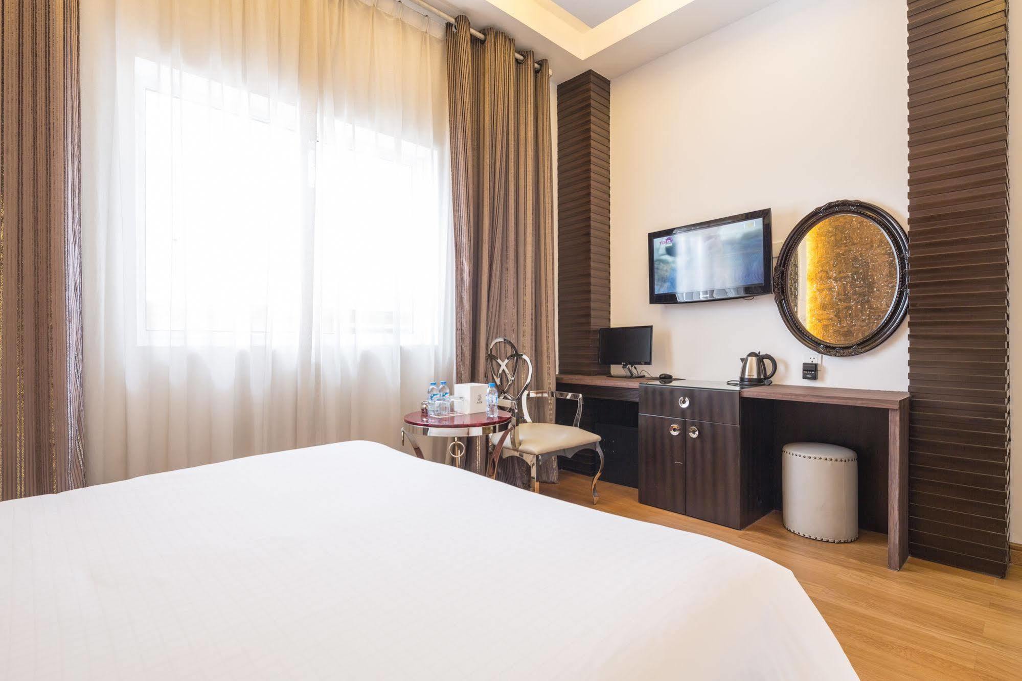 A&Em Hai Ba Trung Hotel Ho Chi Minh City Bagian luar foto